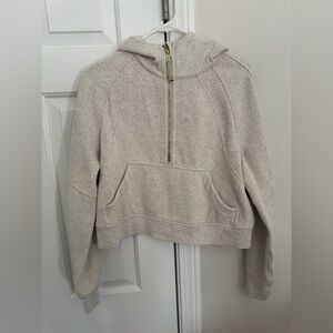 Women's lululemon cropped scuba cream hoodie